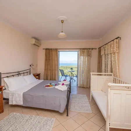 Lenio Loutses Villa *