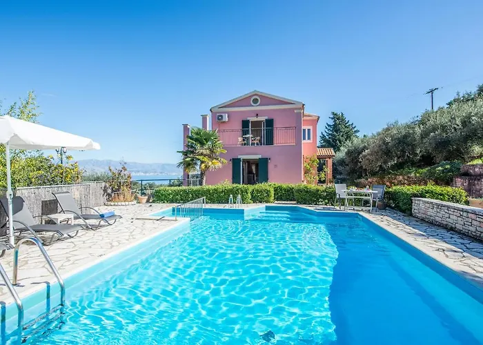 Lenio Loutses Villa *