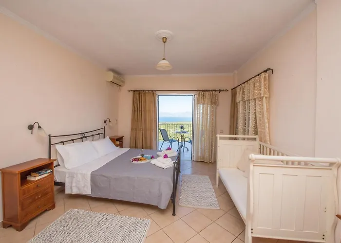 Lenio Loutses Villa *