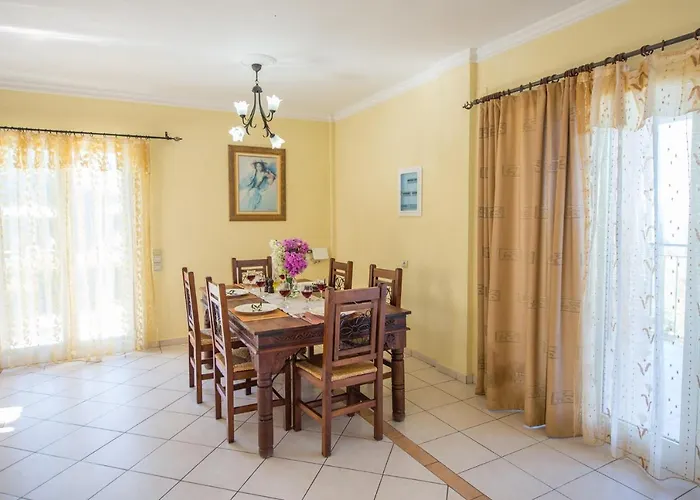 Lenio Loutses Villa