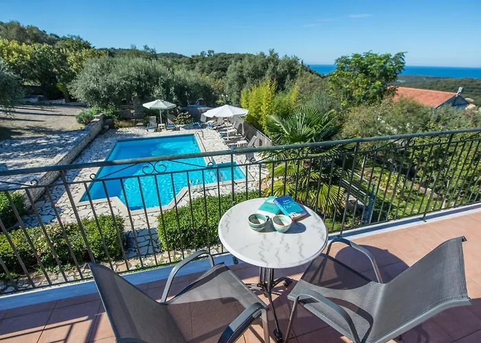 Villa Lenio Loutses *