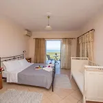 Lenio Loutses Villa *