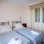Villa Lenio Loutses